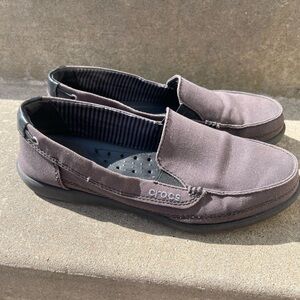 Croc’s Walu Canvas Woman’s Loafer Size 10